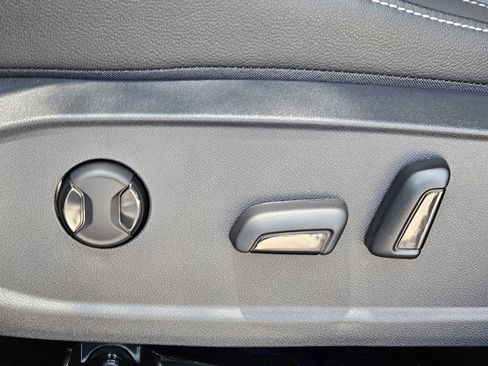 New 2025 Volkswagen Jetta SE image 21