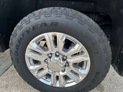 Used 2022 GMC Sierra 3500 Denali image 26