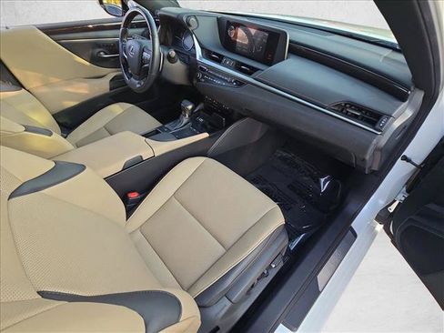 Used 2020 Lexus ES 350 w/ Premium Package FWD image 22
