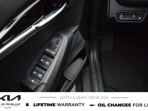 New 2026 Kia Seltos S image 27