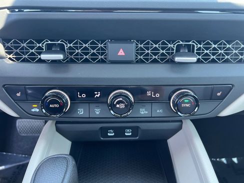 Certified 2023 Honda Accord EX image 18