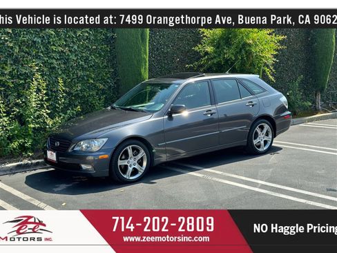 Used 2004 Lexus IS 300 SportCross image 13