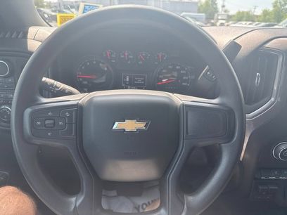 Used 2024 Chevrolet Silverado 2500 Custom w/ Custom Value Package