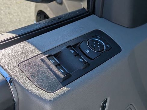 Used 2020 Ford F150 XLT w/ Equipment Group 302A Luxury AWD/4WD image 13
