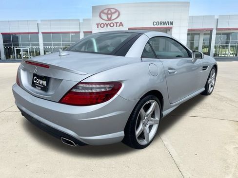 Used 2014 Mercedes-Benz SLK 350 image 9