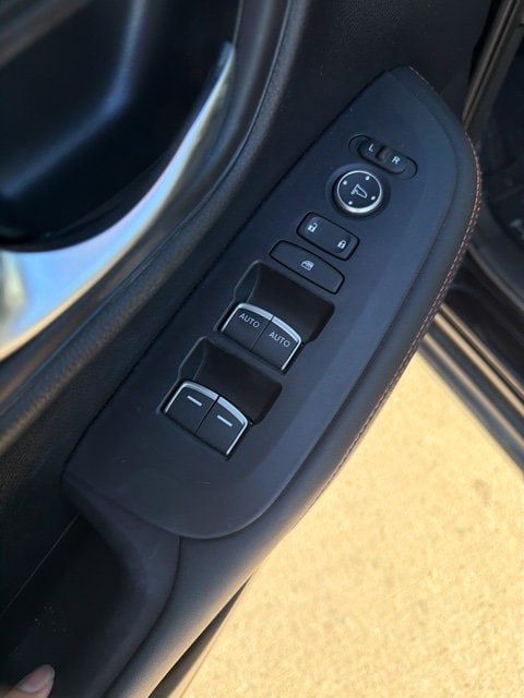 Used 2024 Honda HR-V Sport image 12