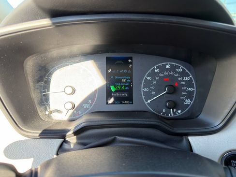 Used 2024 Toyota Corolla LE w/ LE Convenience Package FWD image 20