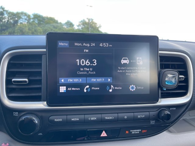 Used 2025 Hyundai Venue SEL FWD image 22