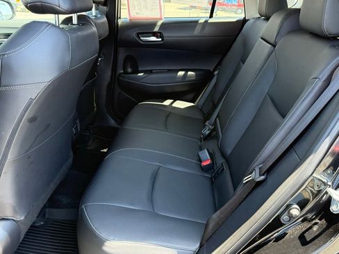 Certified 2023 Toyota Corolla Cross XLE w/ Convenience Package FWD image 31