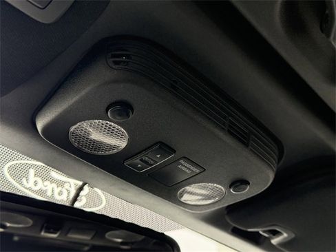 Used 2016 Ford Mustang Premium image 11