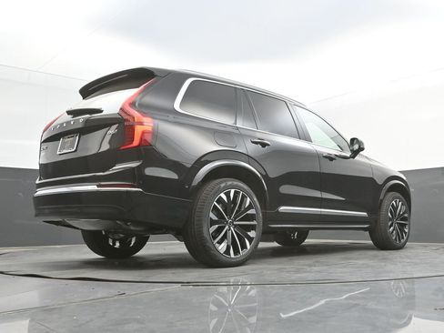 New 2026 Volvo XC90 B6 Ultra w/ Lounge Package AWD/4WD image 33