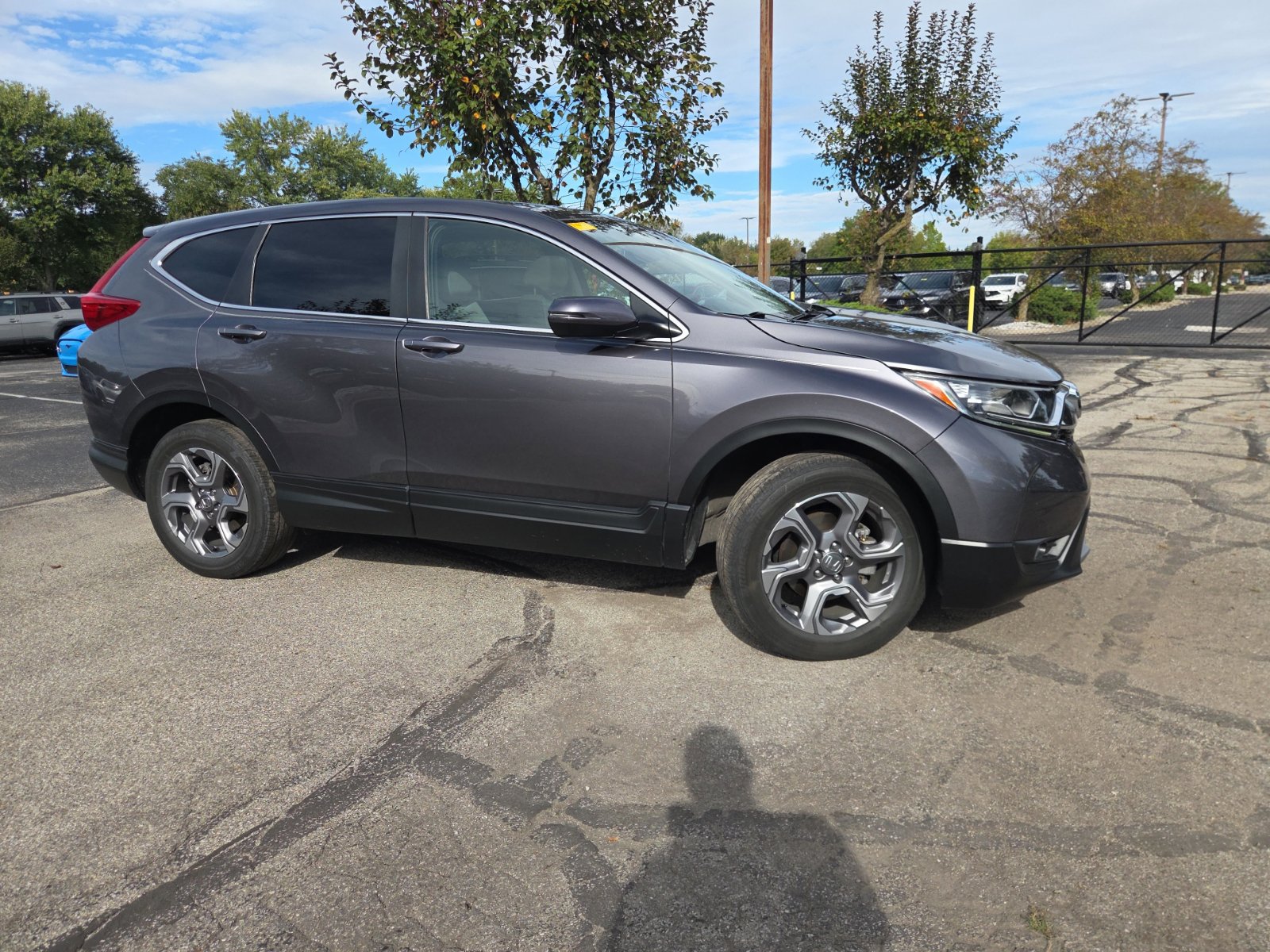 Used 2017 Honda CR-V EX-L image 3