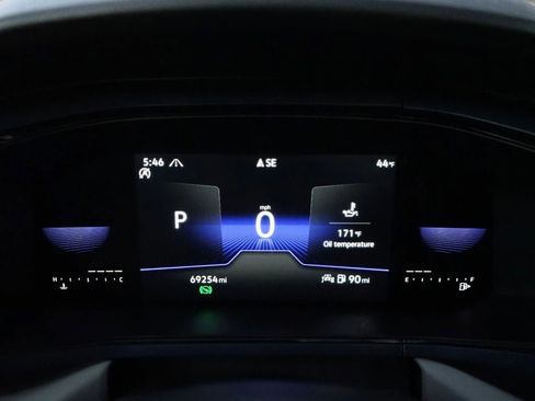 Used 2022 Volkswagen Taos SE image 18