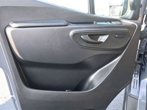 Used 2025 Mercedes-Benz Sprinter 2500 image 14