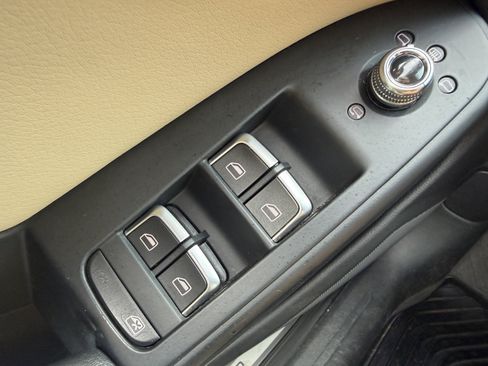 Used 2013 Audi A4 Premium Plus w/ Premium Plus Pkg AWD/4WD image 32