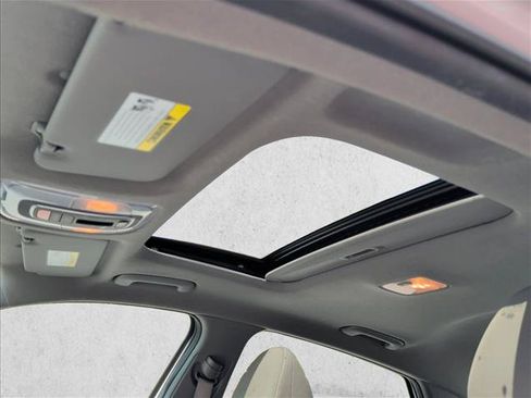Used 2025 Hyundai Elantra SEL FWD image 11