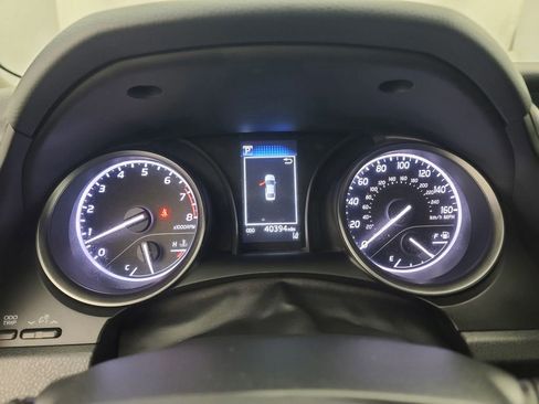 Used 2024 Toyota Camry SE image 28