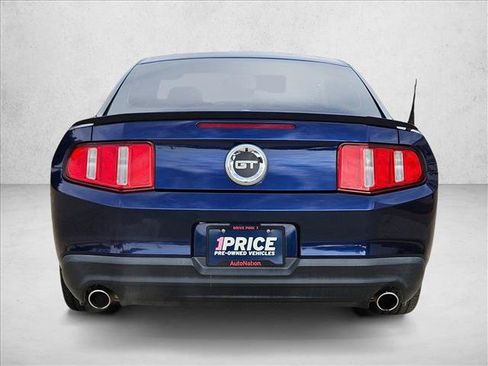 Used 2010 Ford Mustang GT Premium image 7