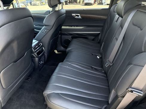 Used 2024 Genesis GV80 2.5T AWD/4WD image 13