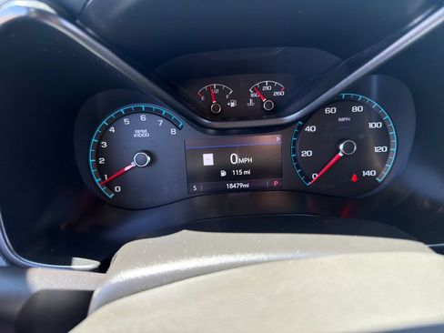 Used 2022 Chevrolet Colorado Z71 AWD/4WD image 12