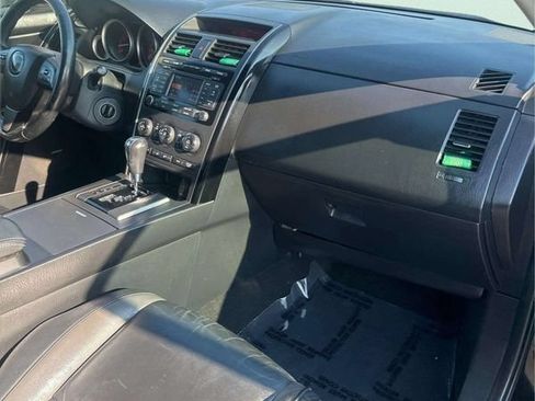 Used 2011 MAZDA CX-9 Touring w/ Moonroof & Bose Audio Pkg FWD image 8