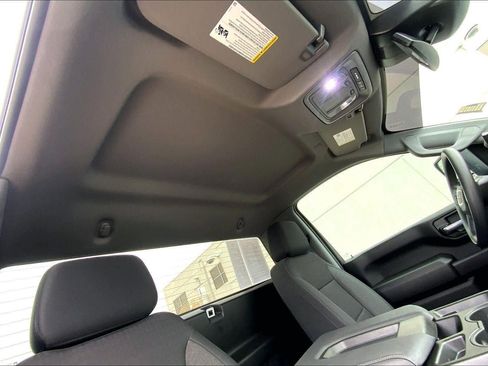 Used 2024 GMC Sierra 2500 Pro w/ 1SA Pro Safety Plus Package image 28