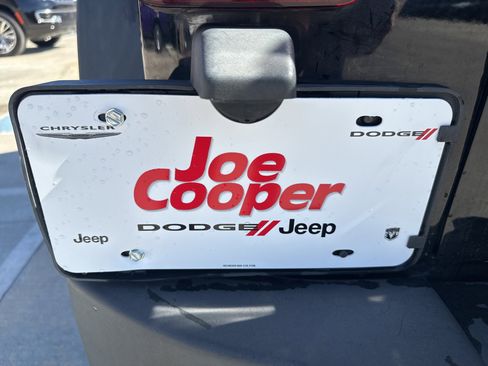 Used 2013 Jeep Wrangler Rubicon w/ PWR Convenience Group image 19