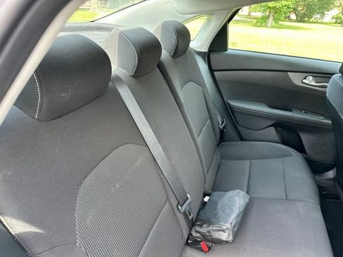 Used 2019 Kia Forte LXS FWD image 20