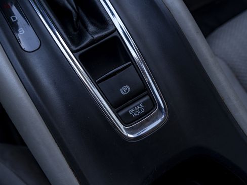 Used 2016 Honda HR-V EX image 30