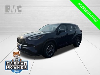 Used 2021 Toyota Highlander XLE