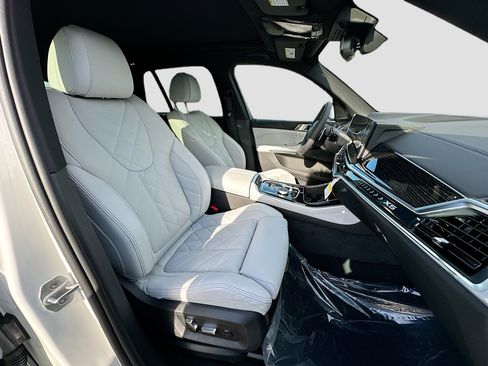 New 2026 BMW X5 sDrive40i w/ M Sport Package RWD image 23