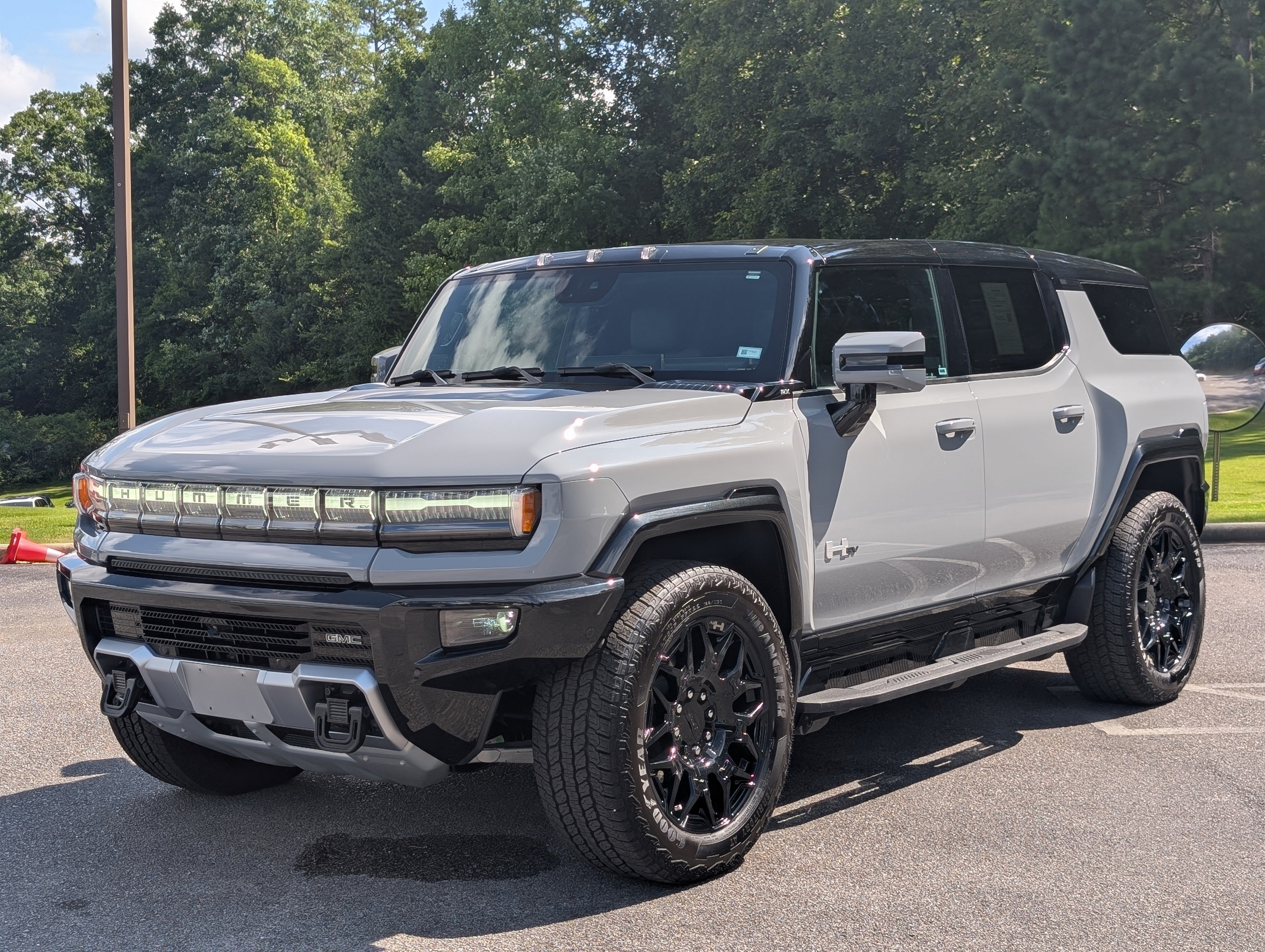 Used 2025 GMC Hummer EV 2X AWD/4WD image 5