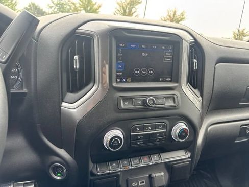 Used 2023 GMC Sierra 1500 Pro w/ Convenience Package AWD/4WD image 11