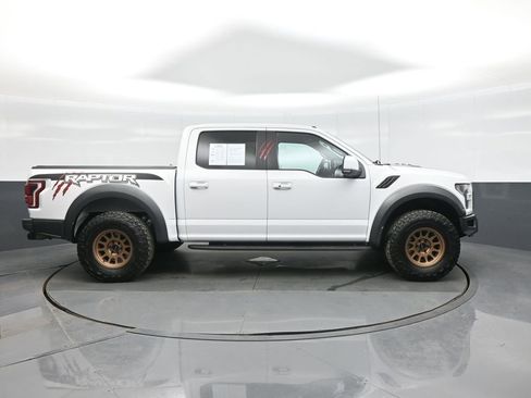 Used 2018 Ford F150 Raptor w/ Equipment Group 802A Luxury image 8