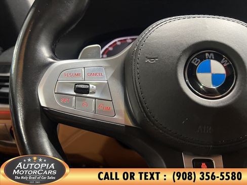 Used 2022 BMW 740i w/ M Sport Package RWD image 34