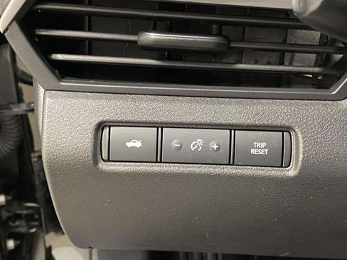 Used 2024 Nissan Altima 2.5 SV image 20