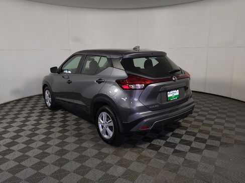 Used 2021 Nissan Kicks S FWD image 5
