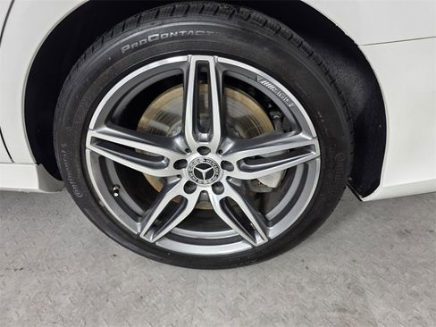 Used 2019 Mercedes-Benz E 450 E 450 image 17