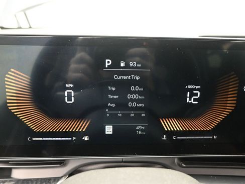 New 2026 Kia Carnival LX FWD image 22
