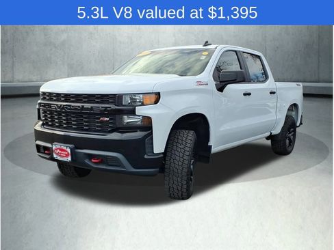 Used 2019 Chevrolet Silverado 1500 Custom Trail Boss w/ Custom Convenience Package image 4