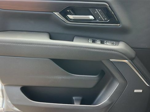New 2026 GMC Yukon XL Denali AWD/4WD image 25
