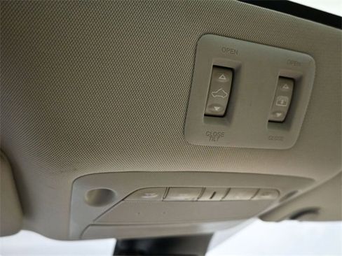 Used 2022 Nissan Murano SL w/ SL Moonroof Package image 11