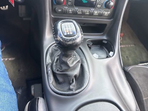 Used 2002 Chevrolet Corvette Convertible w/ Preferred Equipment Group2 image 36