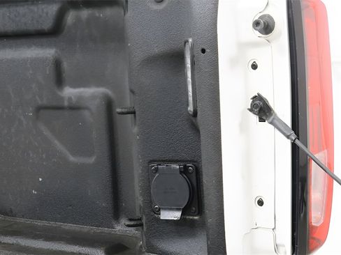 Used 2024 GMC Sierra 2500 Pro w/ Convenience Package image 27