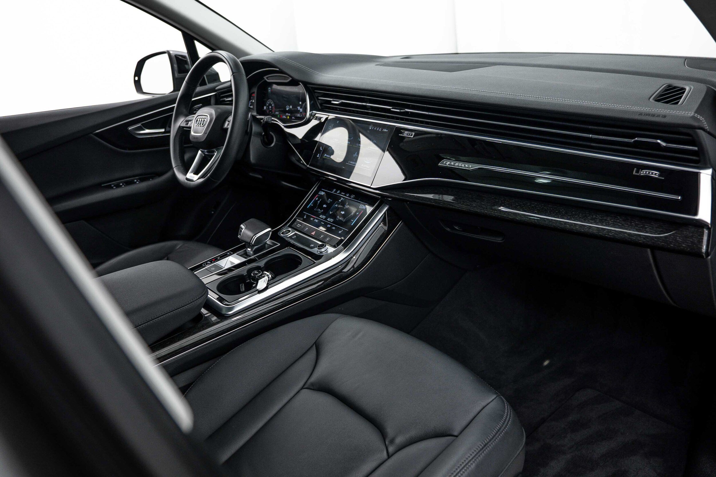 Certified 2023 Audi Q7 3.0T Premium w/ Convenience Package AWD/4WD image 13