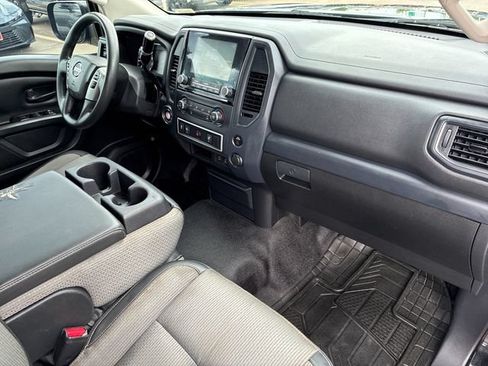 Used 2021 Nissan Titan S w/ S Utility Package RWD image 15