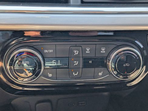 Used 2024 Chevrolet Trax LT w/ Driver Confidence Package image 20