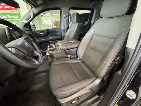 Used 2022 Chevrolet Silverado 1500 Custom Trail Boss image 18