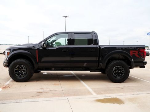 Used 2026 Ford F150 Raptor w/ Equipment Group 803A Raptor R AWD/4WD image 3
