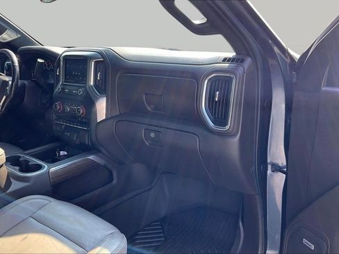 Used 2020 Chevrolet Silverado 1500 RST AWD/4WD image 17